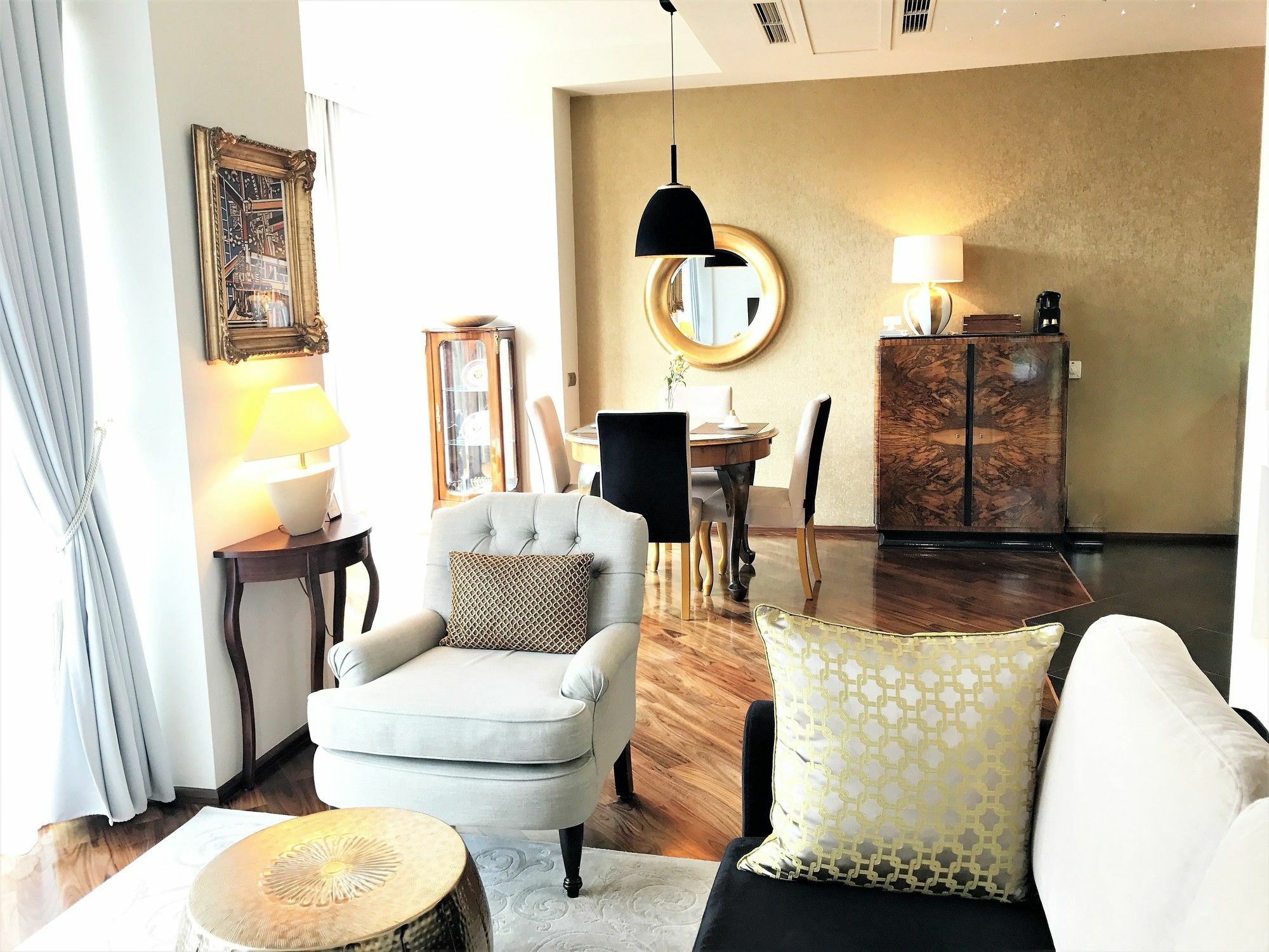 Mondrian Luxury Suites & Apartments Krakow Old Town المظهر الخارجي الصورة